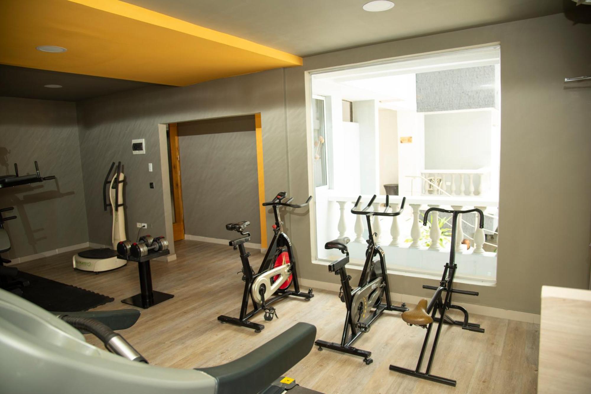 Hotel American Golf Barranquilla  Eksteriør bilde
